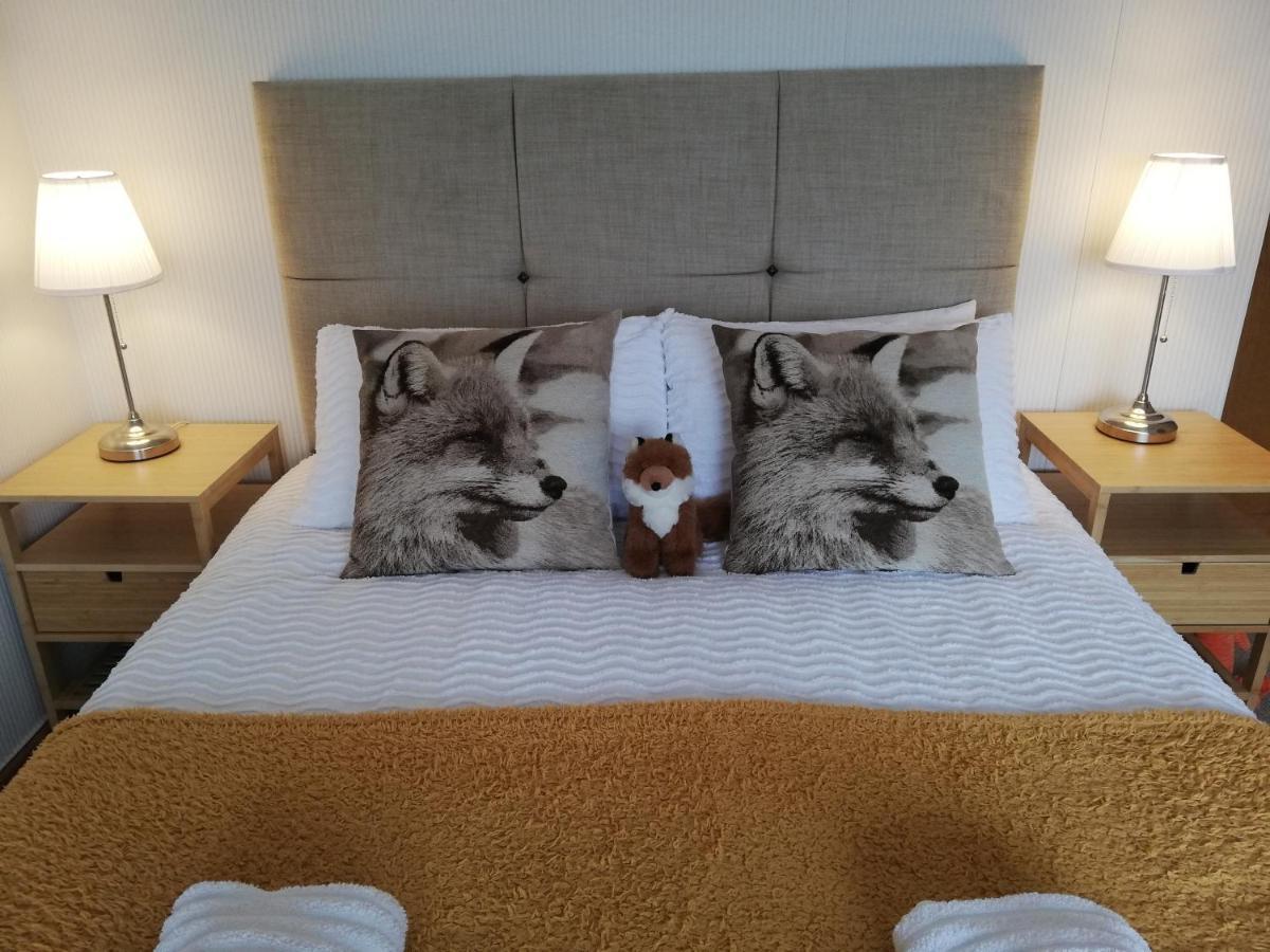 Nice Rooms In Queen House クレイ・クロス エクステリア 写真