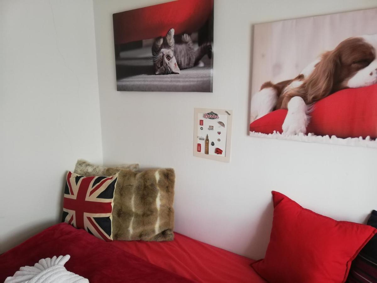Nice Rooms In Queen House クレイ・クロス エクステリア 写真