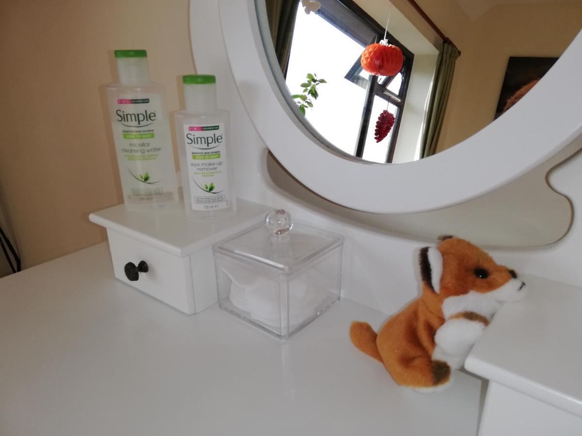 Nice Rooms In Queen House クレイ・クロス エクステリア 写真